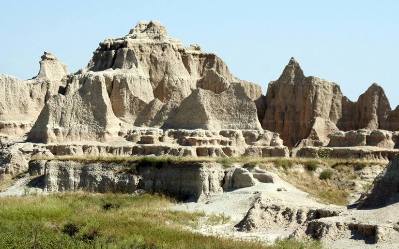 Photos of rock formations in the Badlands National Park, South Dakota
